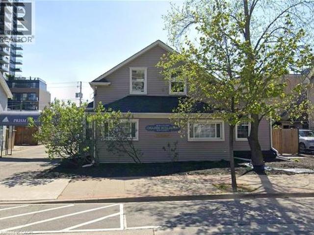 Commercial for rent in Burlington, Ontario