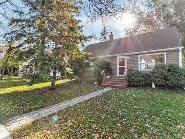 House for sale in East St. Paul, Manitoba