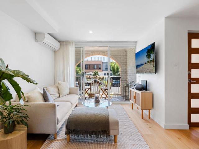 Townhouse for rent in Fernbrook, Queensland
