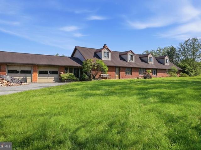 House for sale in Grantville, Pennsylvania