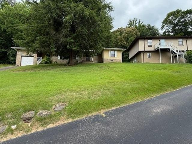House for sale in Poca, West Virginia