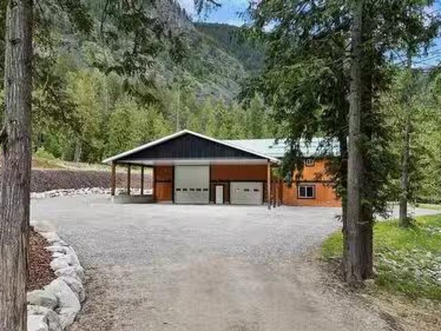 Condo for sale in Canyon