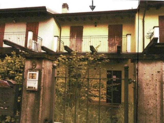 Villa Indipendente in vendita a Barbariga, Lombardia