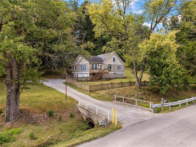 House for sale in Bradfordwoods, Pennsylvania