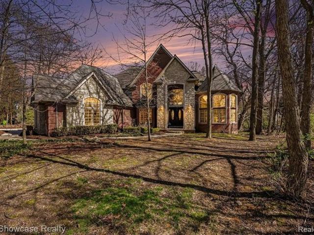 House for sale in Novi, Michigan