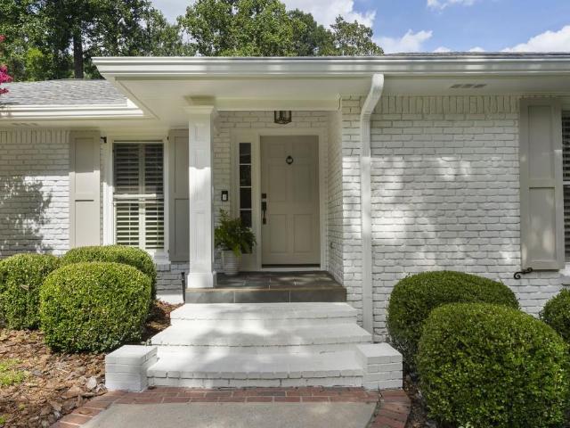 House for sale in Sandy Springs, Georgia