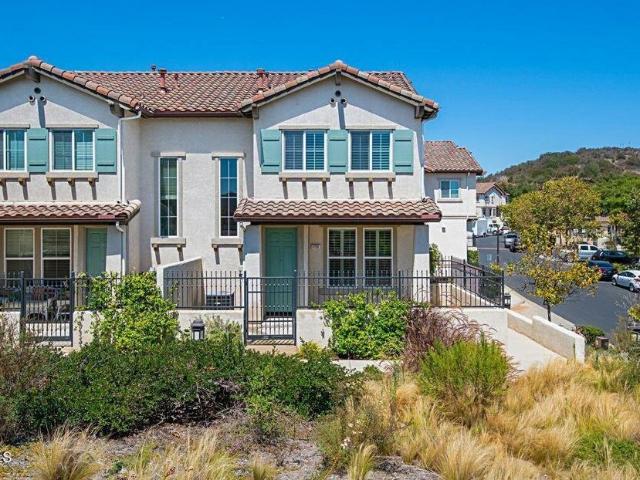 Townhouse for rent in Newbury Park
