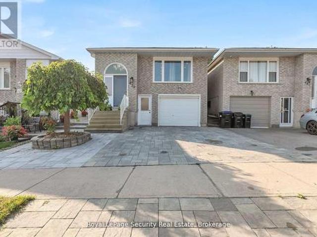House for sale in Bradford West Gwillimbury, Ontario
