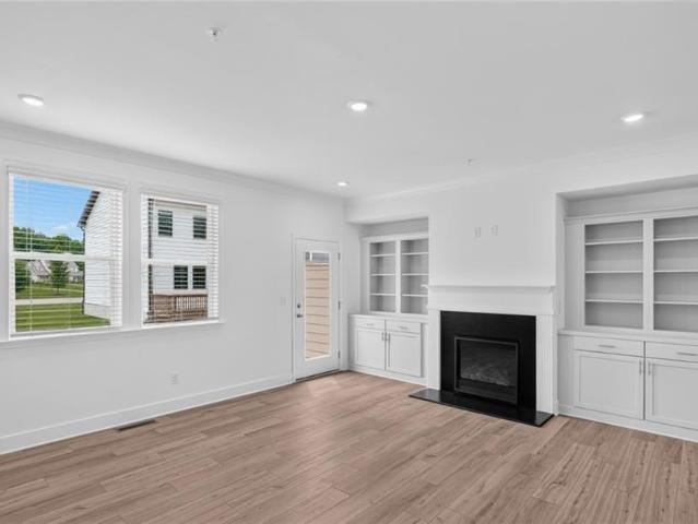 Townhouse for sale in Bluff Creek, Woodstock