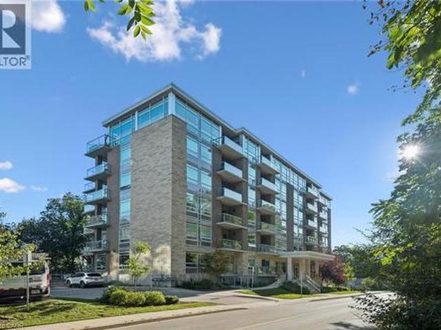 Condo for sale in Stinson, Hamilton