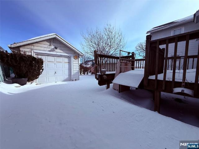 House for sale in Ridgefield, New Jersey