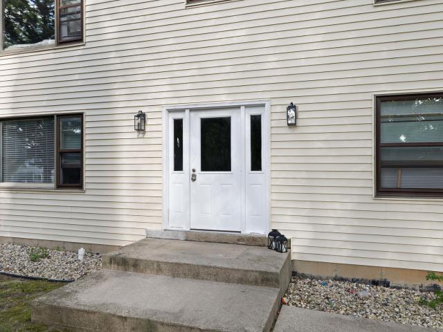 House for sale in Marengo, McHenry County