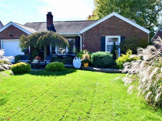 House for sale in Glenview Acres, Boardman