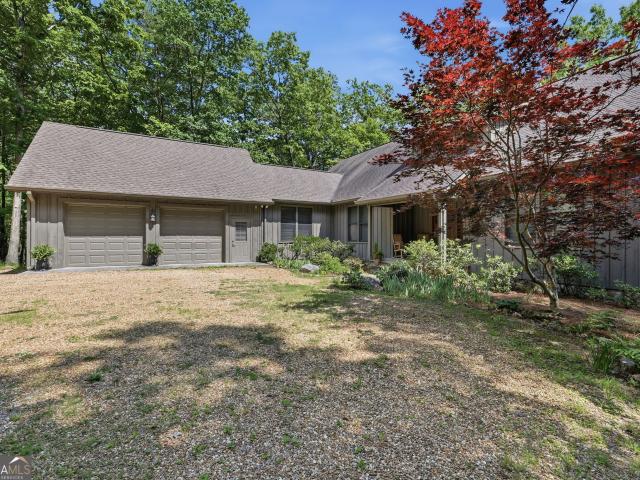 House for sale in Menlo, Georgia