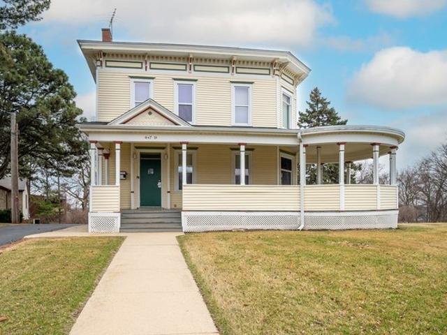 House for sale in Aurora, Illinois