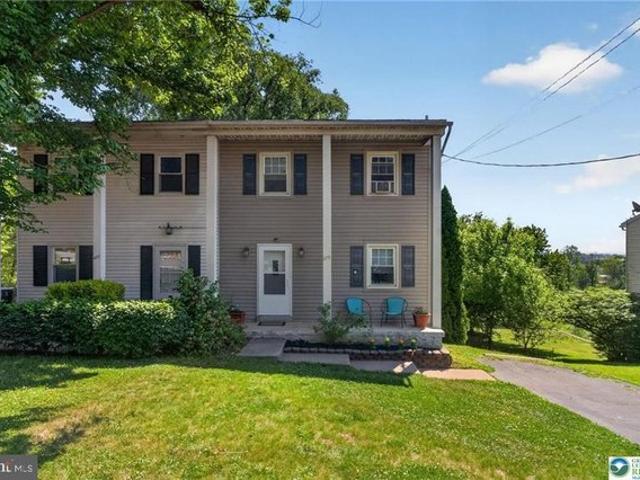 House for sale in Akron, Pennsylvania