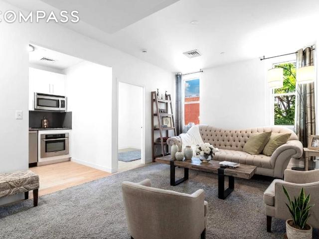 Condo for sale in Arverne, New York