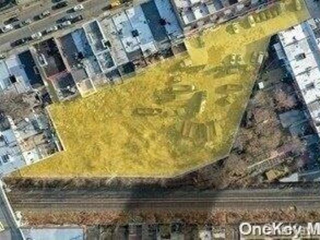 Land for sale in Elmhurst Land for sale in Elmhurst