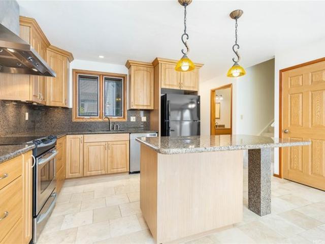 Condo for sale in Kaneohe, Honolulu County