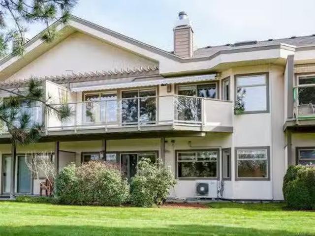 House for sale in Saanich, British Columbia