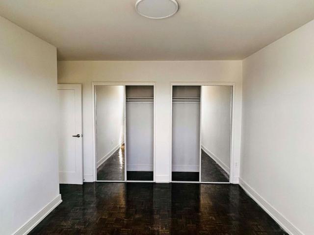 House for rent in Etobicoke—Lakeshore, Toronto