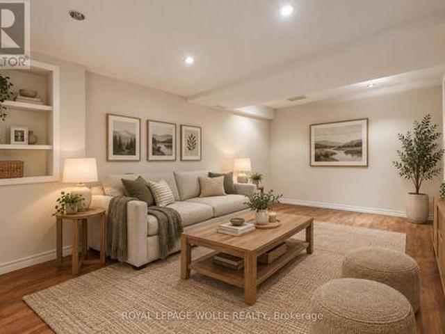 Townhouse for sale in Kitchener, Ontario