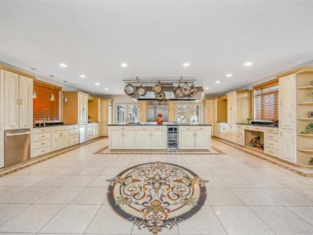 House for sale in Queens, Arverne
