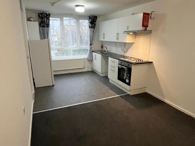 Apartment for rent in London Borough of Newham, Greater London