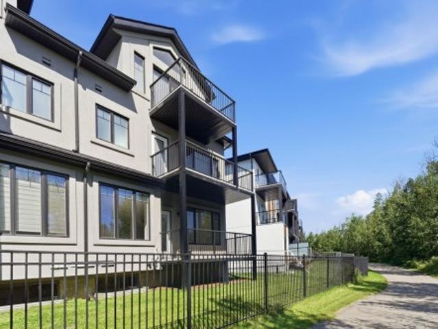 Townhouse for sale in Terwillegar Community, Edmonton