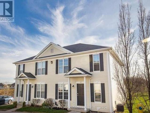 Townhouse for rent in Arva, Ontario