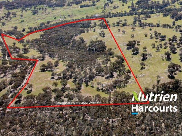 Cottage for sale in Chiltern, Victoria
