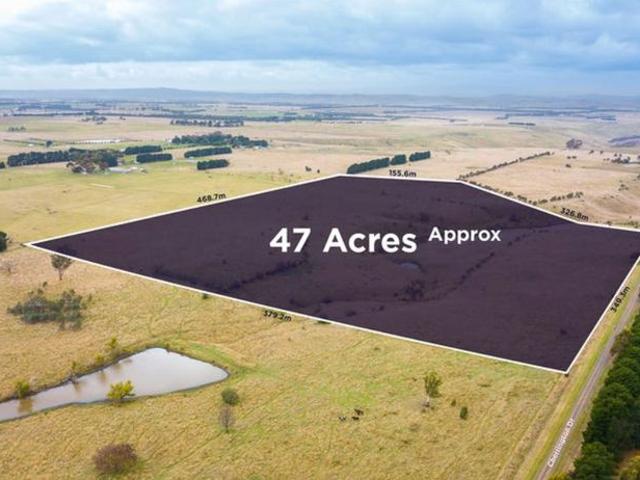 Cottage for sale in Clarkefield, Victoria