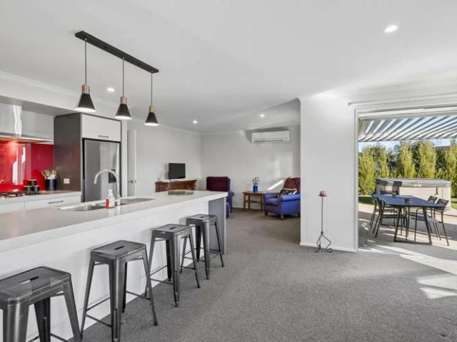 House for sale in Otakou