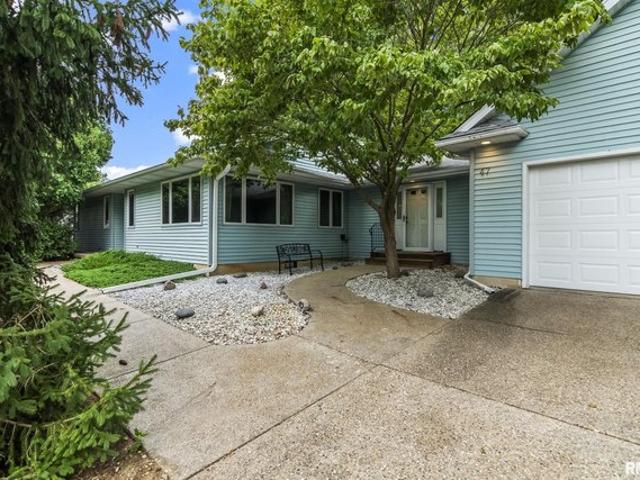 House for sale in Pleasant Plains, Illinois