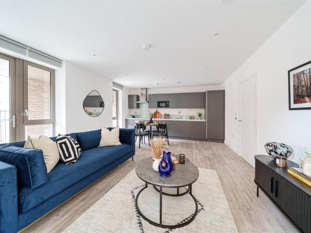 Apartment for rent in London Borough of Newham, Greater London