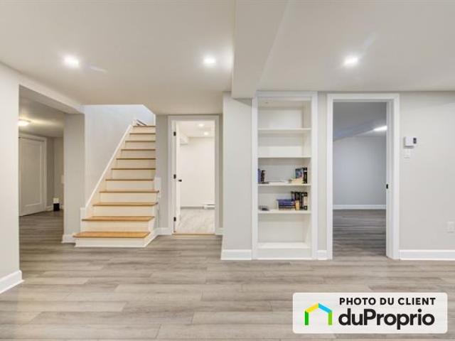 House for rent in Pointe-Claire, Montréal (région administrative)