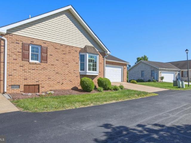 Condo for sale in Virginia