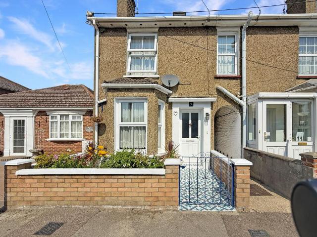 House for sale in Brightlingsea, Dale Hill