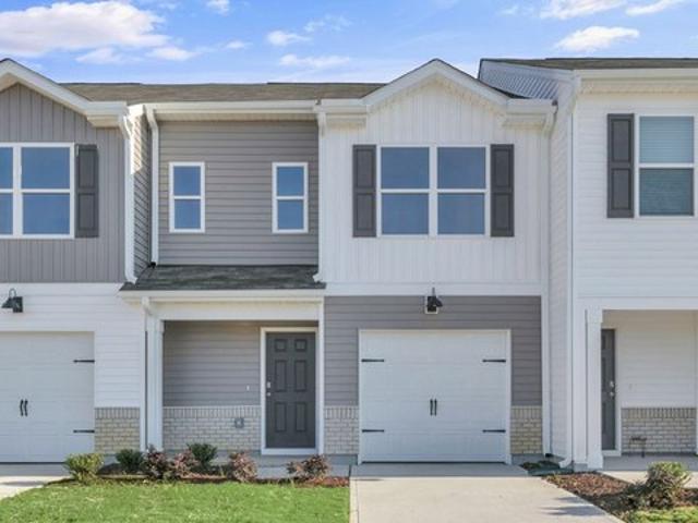 Townhouse for sale in Angier, North Carolina