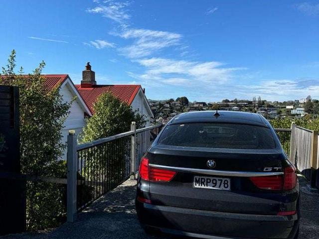 House for rent in Otakou