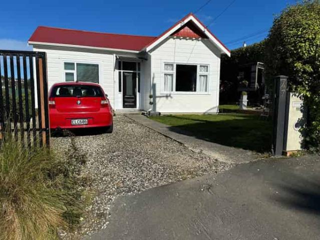 House for rent in Otakou