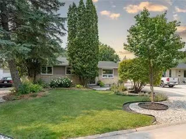 House for sale in East St. Paul, Manitoba