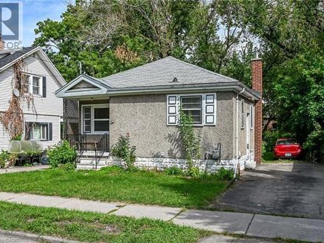 House for sale in Ancaster, Ontario