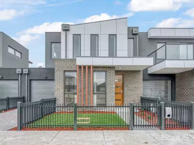 Condo for rent in Braybrook