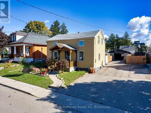 House for sale in Woodstock, Southwestern Ontario
