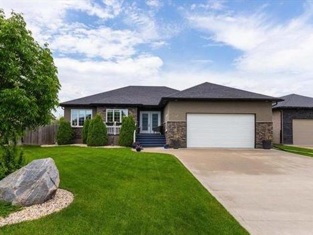 House for sale in Niverville, Manitoba