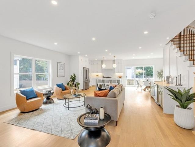 Condo for sale in Dedham, Massachusetts