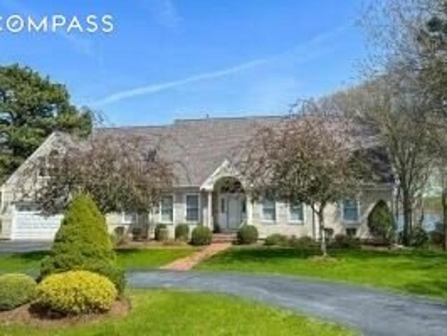 House for sale in South Yarmouth