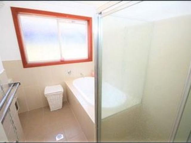 House for rent in Wagga Wagga, New South Wales