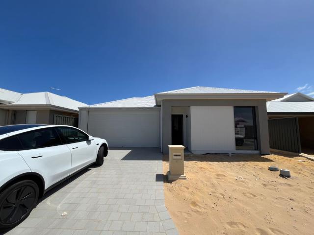 Apartment for rent in Parklands, Western Australia